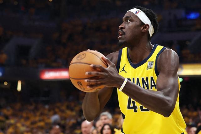 开云官网-西亚卡姆连续十二场比赛得分超过刷新纪录，热火不断突破！-开云官网