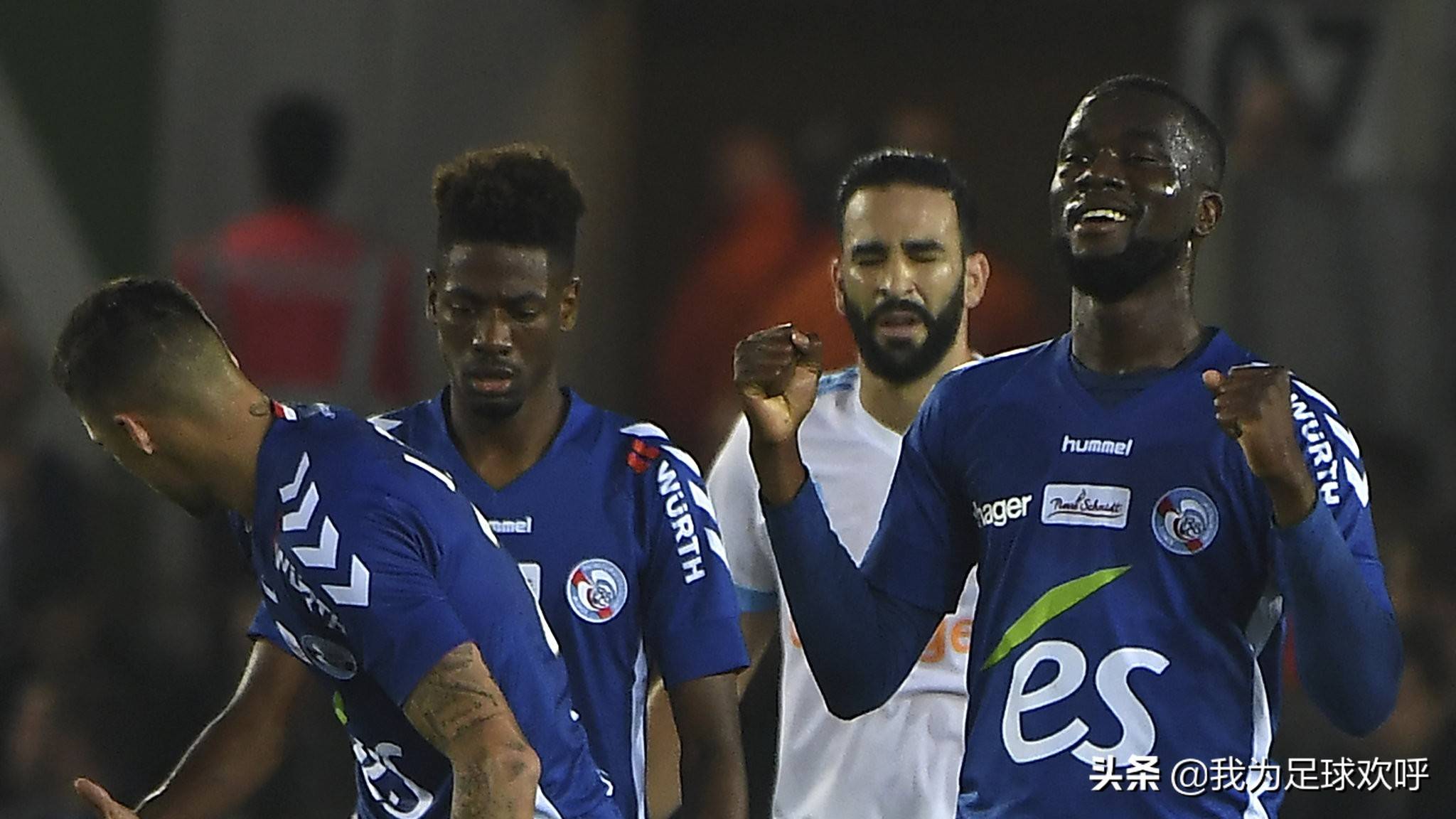 达拉斯独行侠训练开放日，今晚调整名单引欢呼，法国杯在即，赛程密集仍需轮换的简单介绍