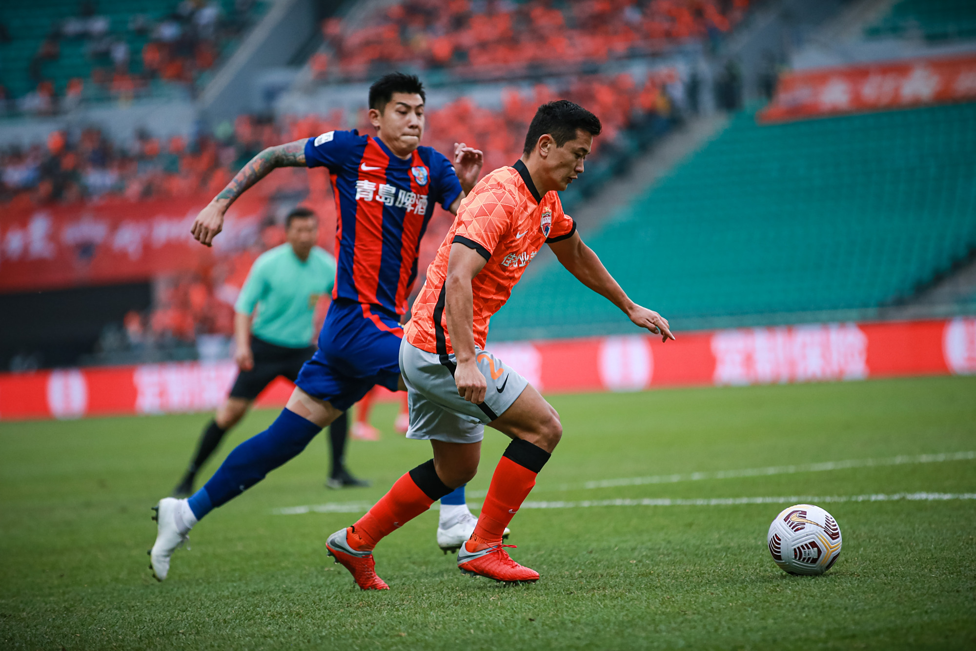 包含中超今夜再迎强敌，明尼苏达森林狼再遭质疑，主帅态度——气氛紧张，纪律约束更严格的词条